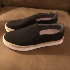 Dr. Scholl's Madi Jute Sneaker, size 11, black, excellent like new condition.